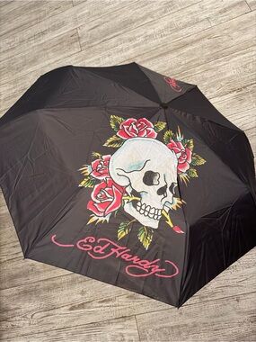 Ed Hardy Black Umbrella with Skull, Red Roses & Pink Logo